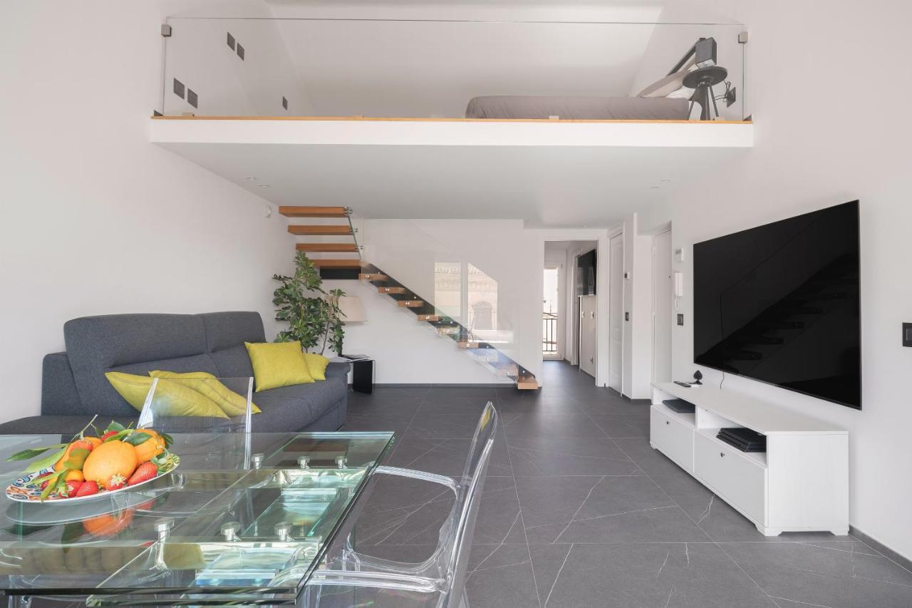 Archimedes Luxury Apartment With Terrace Palermo Dış mekan fotoğraf