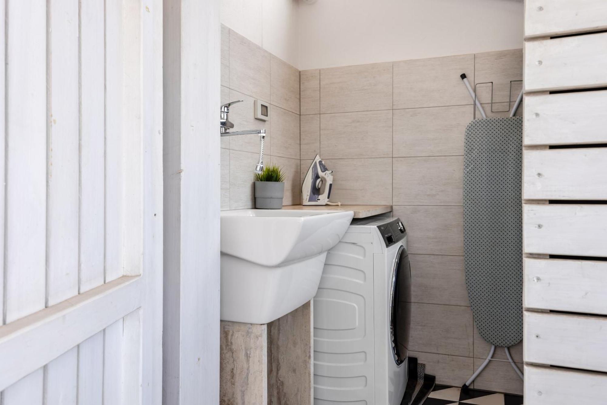 Archimedes Luxury Apartment With Terrace Palermo Dış mekan fotoğraf