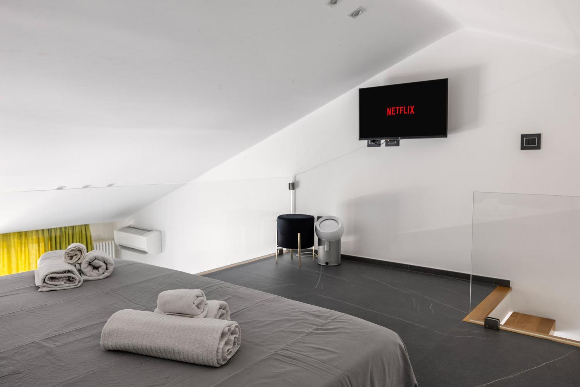 Archimedes Luxury Apartment With Terrace Palermo Dış mekan fotoğraf